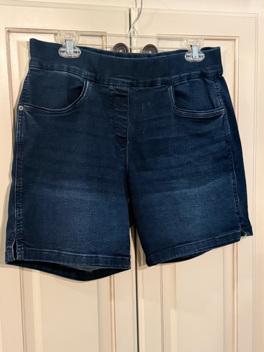 Women's Liz Claiborne Dark Blue Denim Stretch Shorts 10